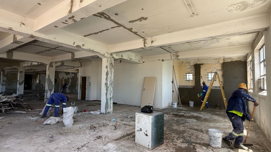 To Let commercial Property for Rent in Gardens Western Cape